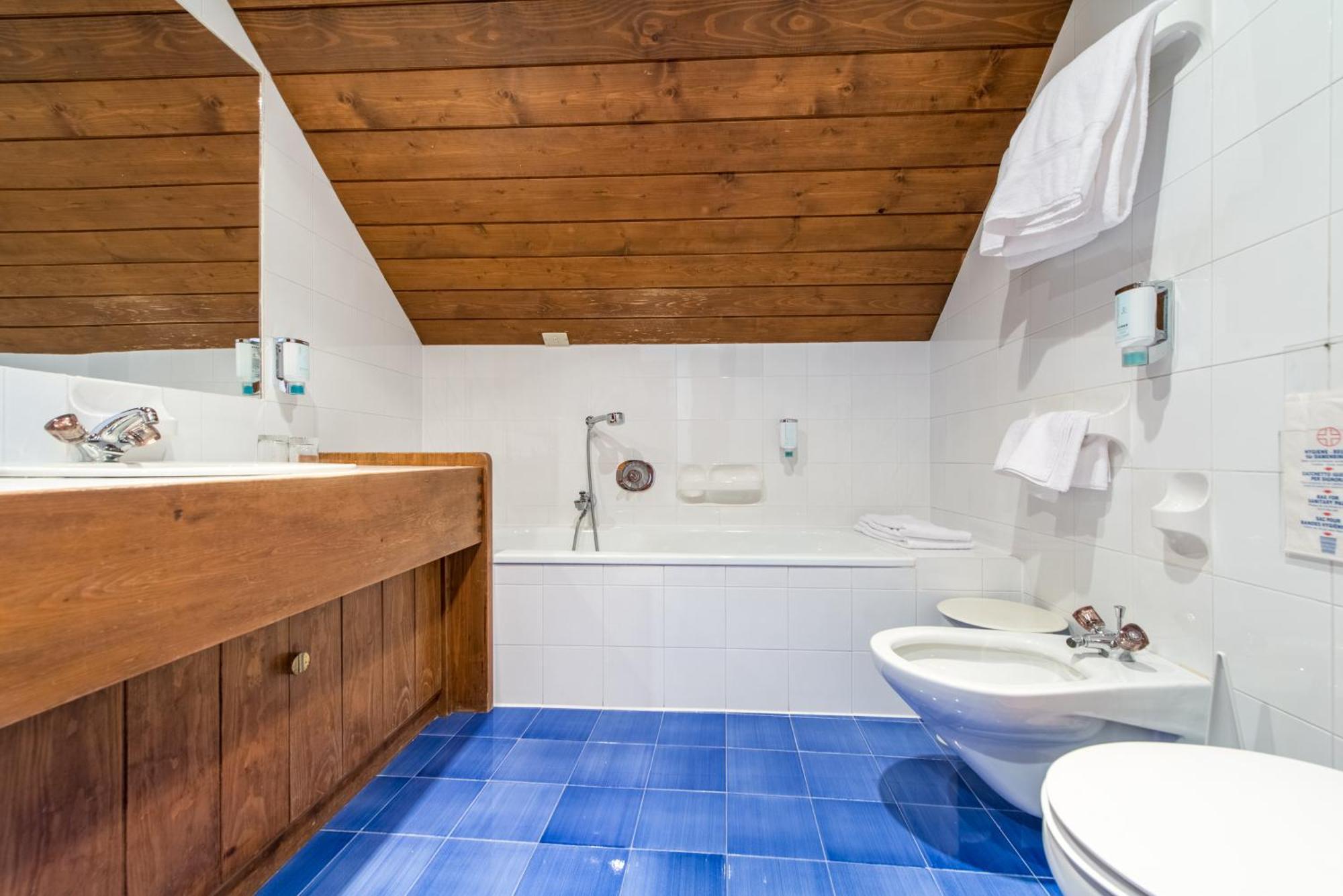 Adler Suite & Stube Niederdorf Buitenkant foto