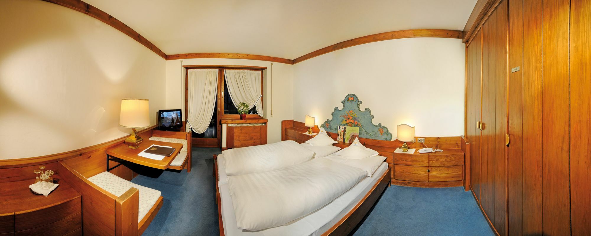 Adler Suite & Stube Niederdorf Buitenkant foto