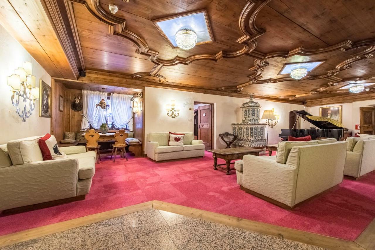 Adler Suite & Stube Niederdorf Buitenkant foto